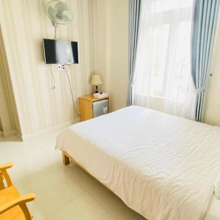 Bong Lua Vang Hotel Да Лат Екстериор снимка