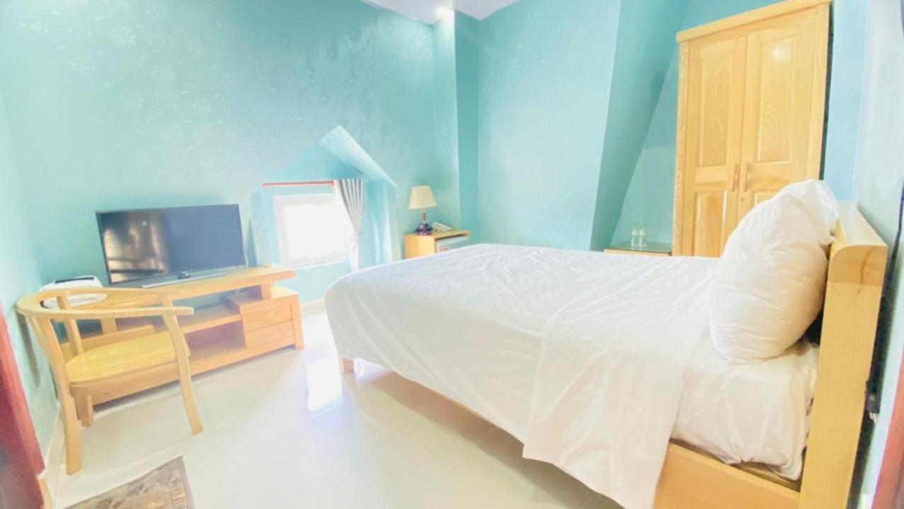Bong Lua Vang Hotel Да Лат Екстериор снимка